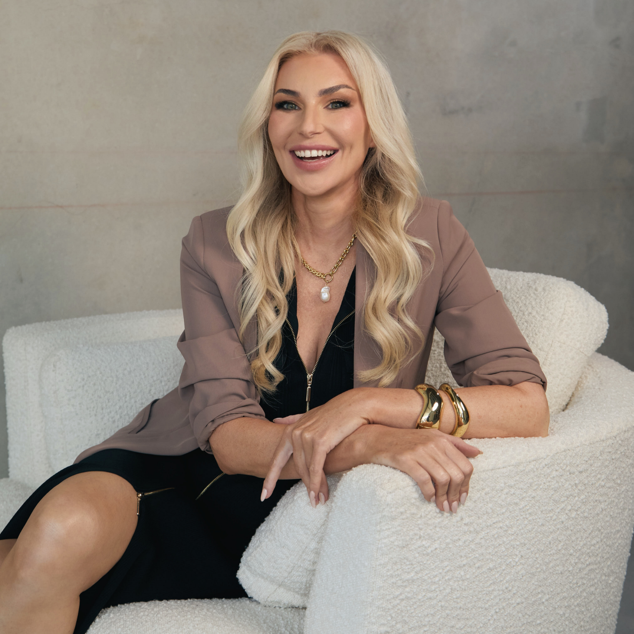 Jessica_Blue_Abeaud_Founder.png